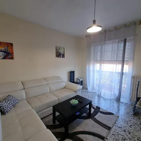 Alloggio Aest Apartman